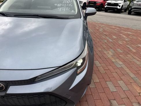 Used 2020 Toyota Corolla LE FWD image 23