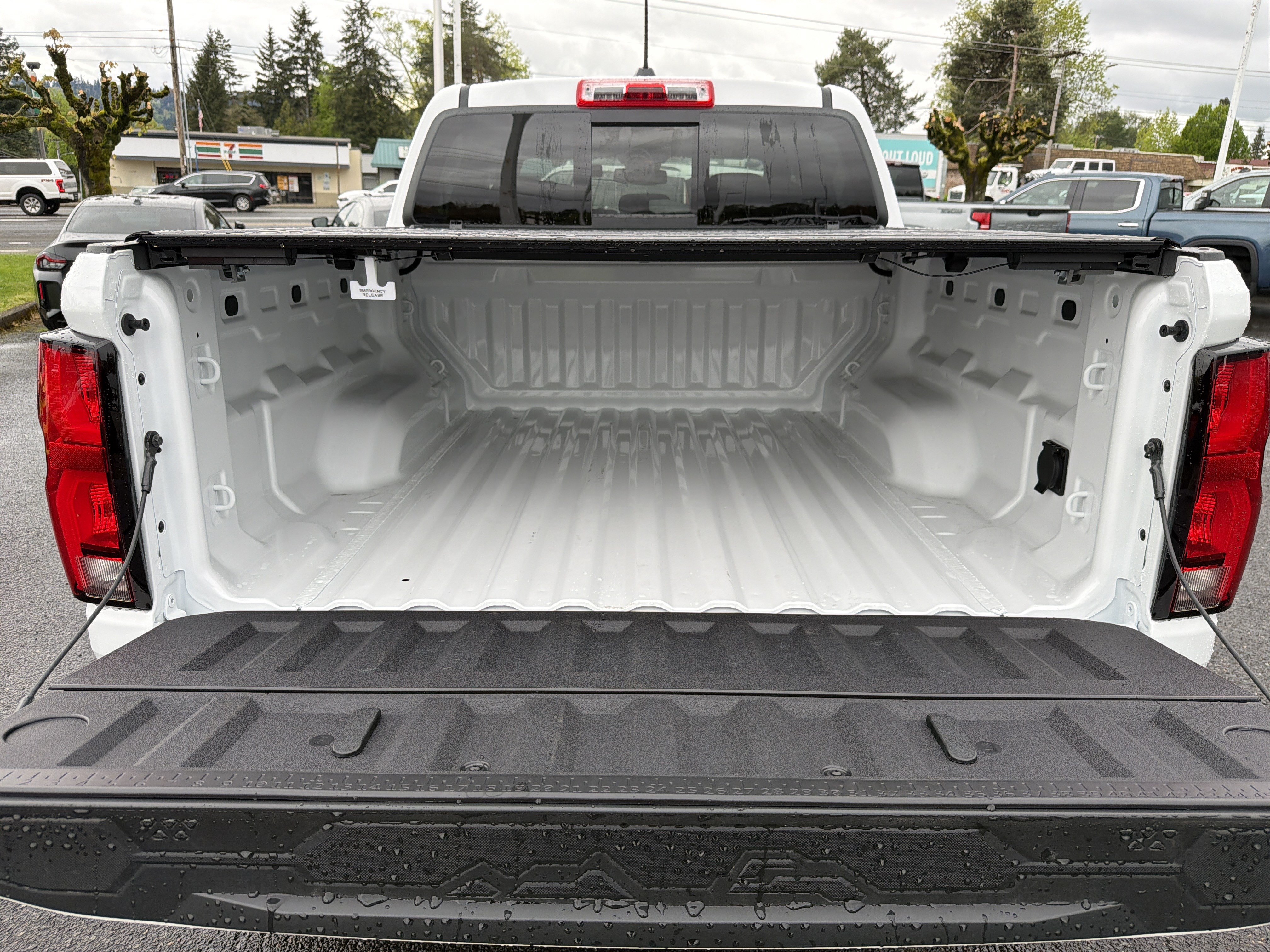 New 2026 Chevrolet Colorado Z71 w/ Technology Package AWD/4WD image 5