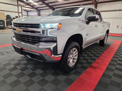 Used 2020 Chevrolet Silverado 1500 LT w/ Texas Edition AWD/4WD image 20