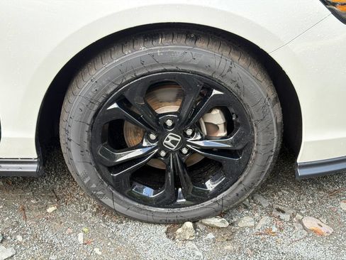 Used 2025 Honda Accord SE image 8