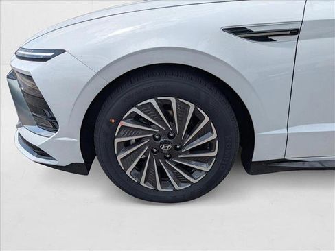 New 2025 Hyundai Sonata SEL image 23