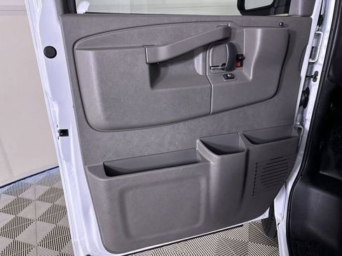 New 2025 Chevrolet Express 2500 w/ Driver Convenience Package RWD image 20