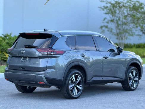 Used 2026 Nissan Rogue SL AWD/4WD image 5