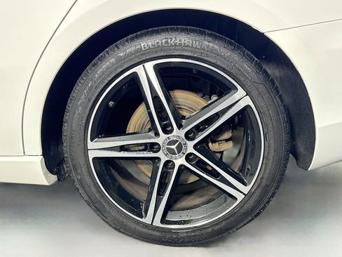 Used 2019 Mercedes-Benz A 220 4MATIC image 36