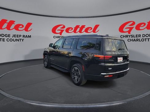 New 2025 Jeep Wagoneer 2WD w/ Convenience Group I image 6