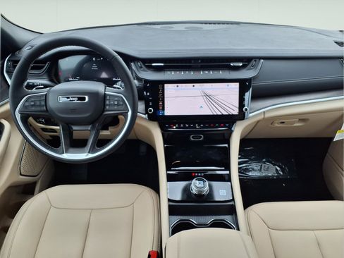 New 2026 Jeep Grand Cherokee L Limited RWD image 11