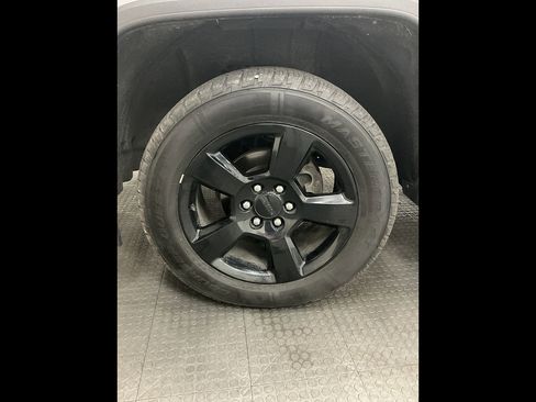 Used 2019 GMC Sierra 1500 Limited w/ Elevation Edition AWD/4WD image 36