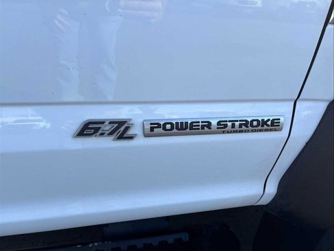 Used 2018 Ford F450 XL w/ Power Equipment Group image 23
