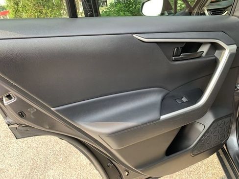 Certified 2023 Toyota RAV4 LE FWD image 15