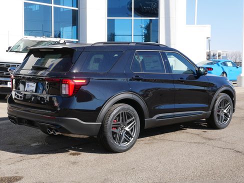 New 2026 Ford Explorer ST w/ Sun And Sound Package image 3