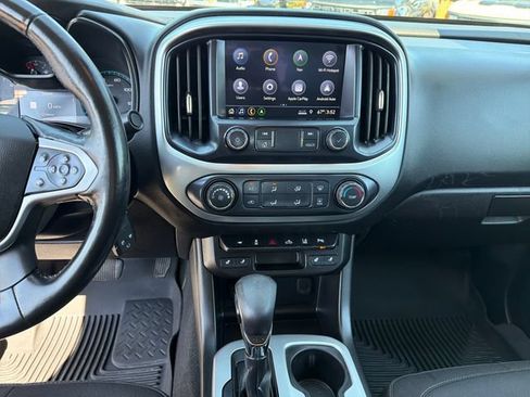 Used 2022 Chevrolet Colorado LT w/ Safety Package AWD/4WD image 22