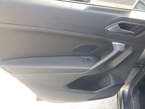 Used 2024 Volkswagen Tiguan S image 14