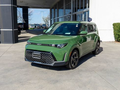 Certified 2023 Kia Soul EX FWD image 3