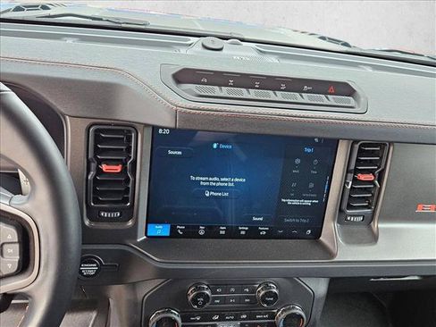 Used 2025 Ford Bronco Raptor AWD/4WD image 11