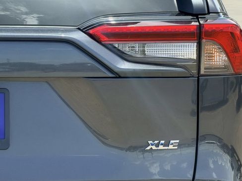Used 2025 Toyota RAV4 XLE FWD image 10