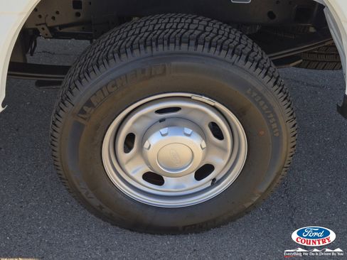 New 2025 Ford F250 XL image 5