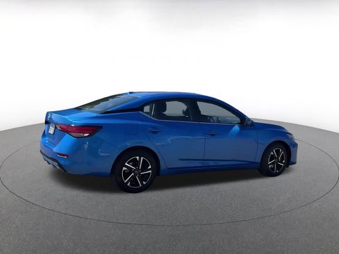Used 2025 Nissan Sentra SV image 14