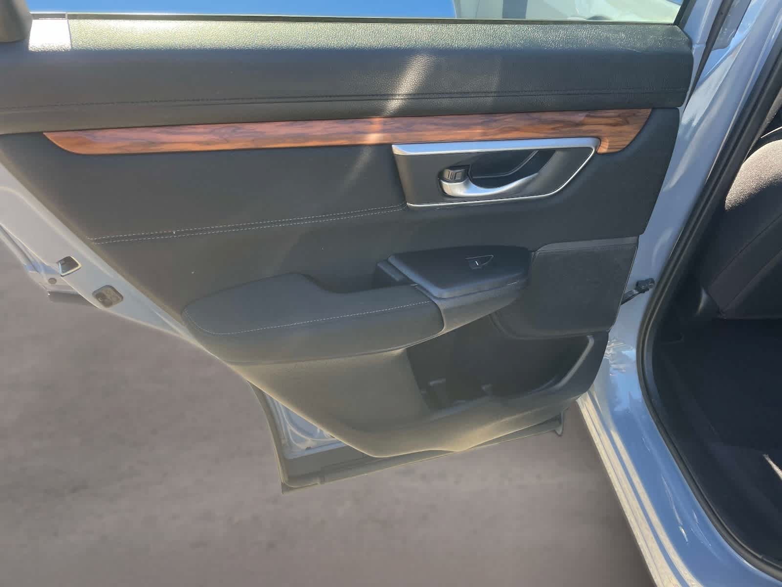 Used 2022 Honda CR-V EX image 16