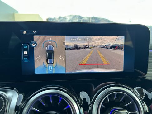 New 2026 Mercedes-Benz GLB 250 4MATIC image 30
