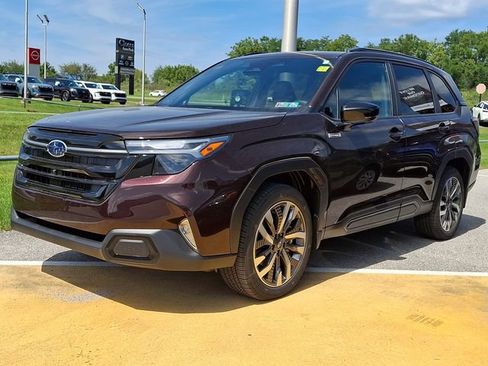 New 2026 Subaru Forester Touring AWD/4WD image 3