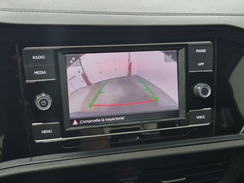 Used 2024 Volkswagen Jetta SE FWD image 26