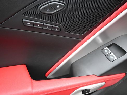 Used 2017 Chevrolet Corvette Z06 image 16