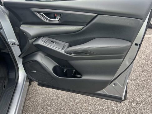 Certified 2025 Subaru Ascent Bronze Edition w/ Onyx Package image 14