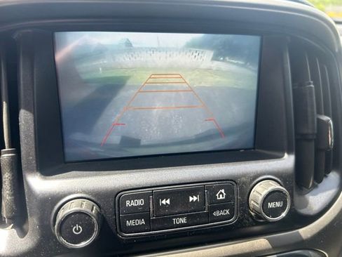 Used 2016 Chevrolet Colorado Z71 AWD/4WD image 14