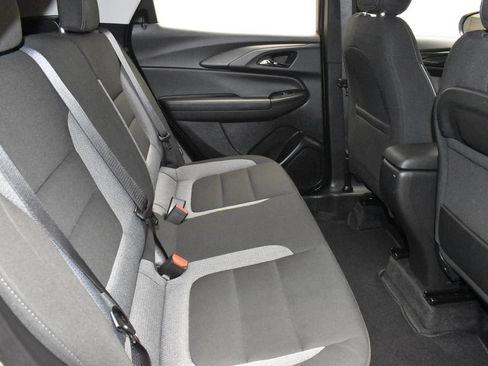 Used 2025 Chevrolet TrailBlazer LT FWD image 29
