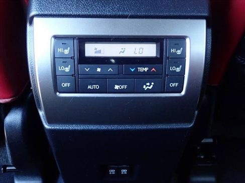 Used 2023 Lexus GX 460 Luxury w/ Sport Design Package AWD/4WD image 10