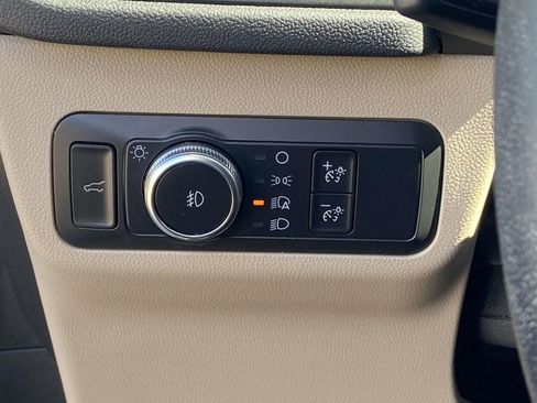 Used 2020 Ford Escape SEL image 27