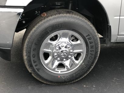 New 2026 RAM 2500 Tradesman w/ Chrome Appearance Group