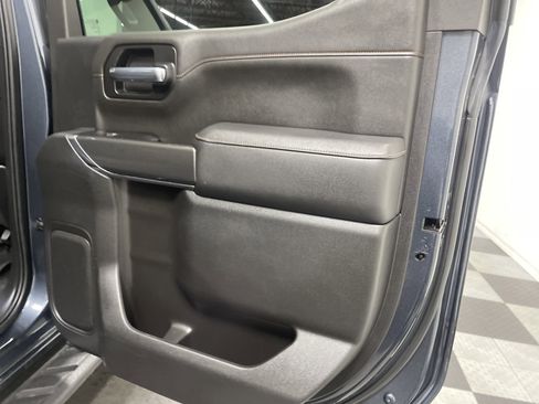 Used 2022 GMC Sierra 1500 AT4 w/ AT4 Preferred Package image 18