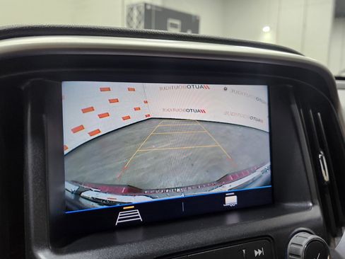 Used 2022 GMC Canyon Elevation w/ Driver Alert Package image 2