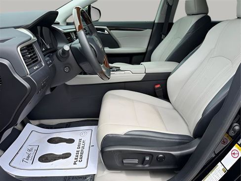 Used 2019 Lexus RX 350 FWD w/ Navigation Package image 16