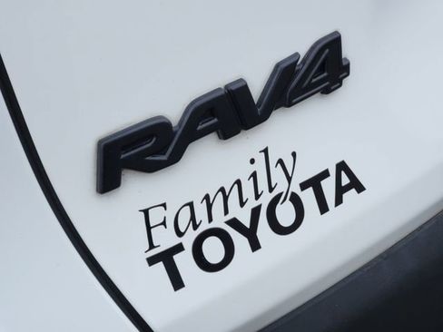 Certified 2024 Toyota RAV4 XLE w/ Convenience Package FWD image 9