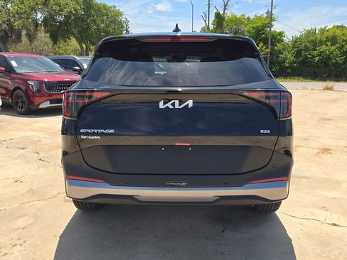 New 2026 Kia Sportage LX AWD/4WD image 7