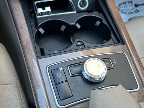 Used 2011 Mercedes-Benz E 350 BlueTEC Sedan image 36