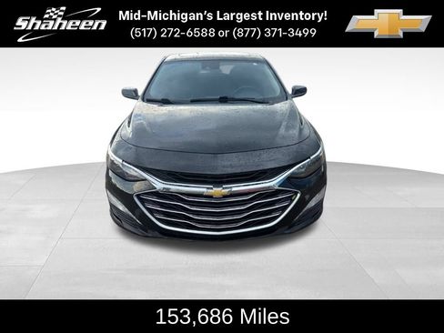 Used 2019 Chevrolet Malibu Hybrid w/ Leather Package FWD image 2