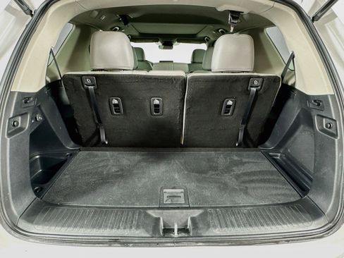 Certified 2024 Honda Pilot Touring image 28