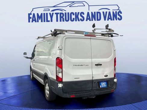 Used 2019 Ford Transit 250 130 Low Roof image 3