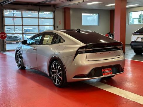 Certified 2024 Toyota Prius Prime Premium w/ Advanced Technology Package FWD image 5