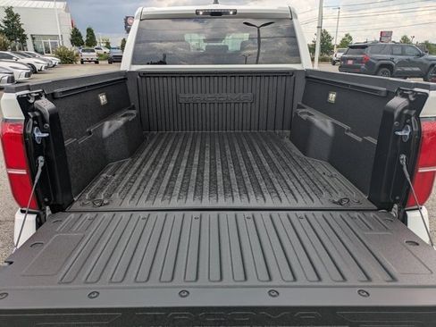 New 2025 Toyota Tacoma TRD Off-Road image 13