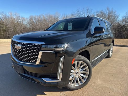 Used 2023 Cadillac Escalade ESV Premium Luxury image 1