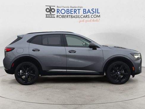 Used 2022 Buick Envision Essence w/ Sport Touring Package image 6