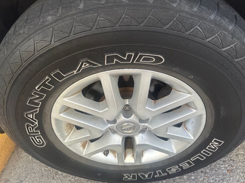 Used 2015 Nissan Frontier SV image 7