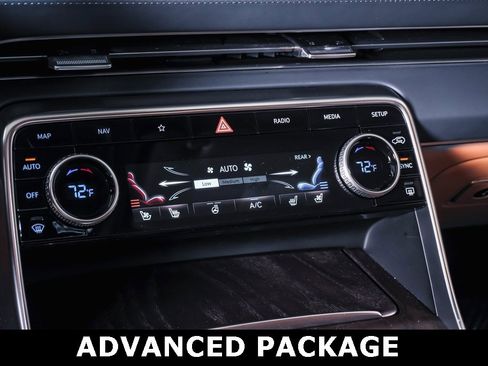 Used 2024 Genesis GV80 3.5T w/ Advanced Package image 25