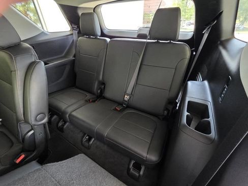 Used 2020 Chevrolet Traverse LT AWD/4WD image 13