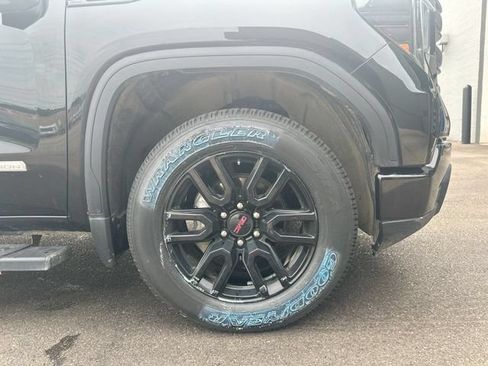Used 2024 GMC Sierra 1500 Elevation AWD/4WD image 12