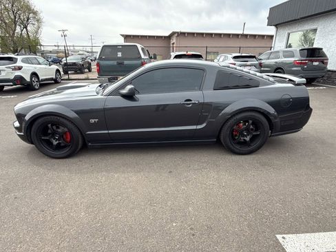 Used 2007 Ford Mustang GT Premium image 4